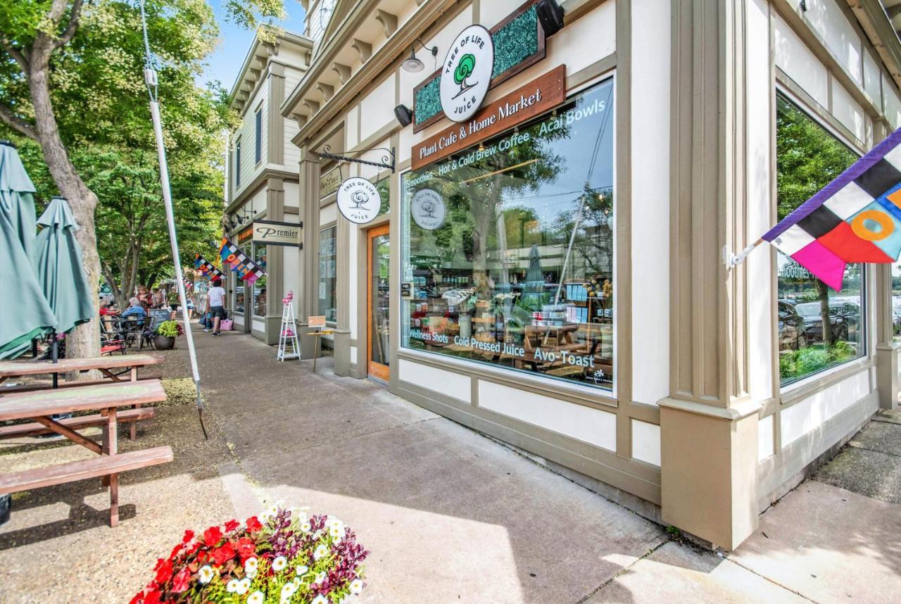 Lake View Getaway Saugatuck Exterior photo